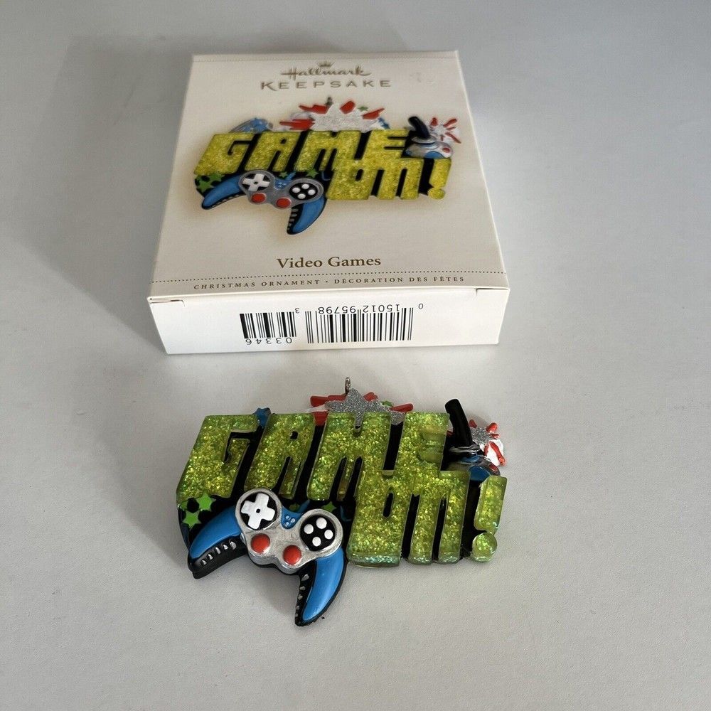 2006 Hallmark Video Game  - GAME ON Magnet - - RARE gamer controllers Ornament